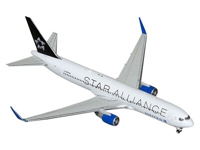BOEING 767-300ER AIRCRAFT UNITED STAR ALLIANCE 1/400 MODEL BY
