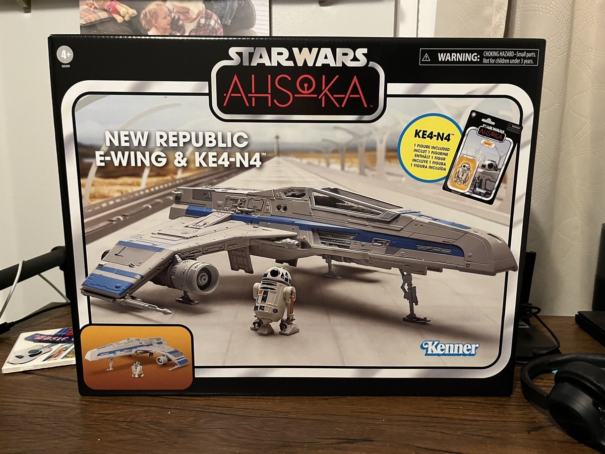 E-Wing & KE4-N4 VC341 Star Wars Vintage Collection Ahsoka New