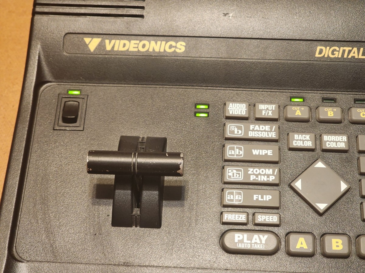 Vintage Videonics MX1 NTSC Digital Video Mixer Switcher VideoMixer
