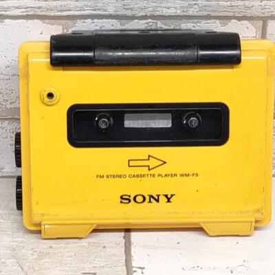 SONY WALKMAN WM-F5 SPORTS WALKMAN FM Yellow Cassette Player 
