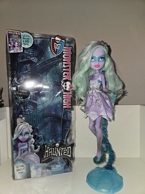 Monster High Haunted Getting Ghostly Twyla New Complete With Box