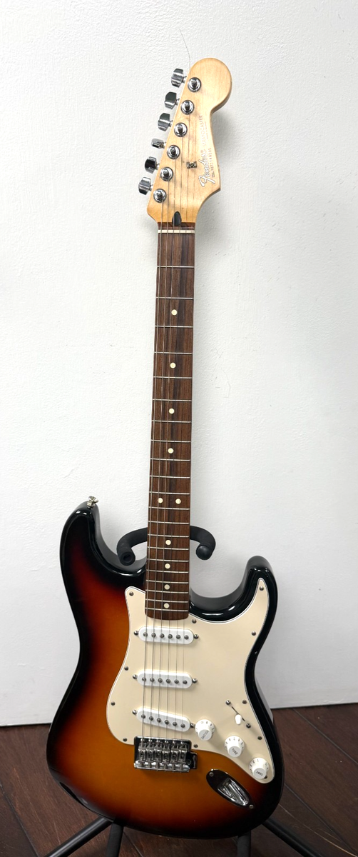 Fender Standard Stratocaster Electric Guitar Sunburst 2002/2003