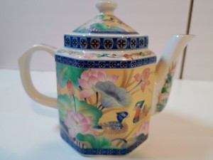 Takahashi San Francisco Teapot | eBay