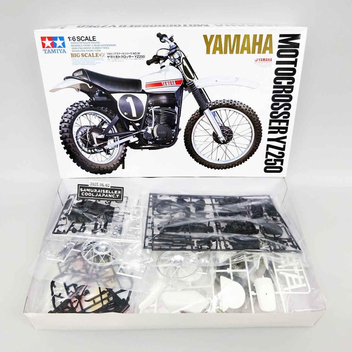 タミヤTAMIYA 1/6 ヤマハ モトクロッサー YZ250 完成品 1⁄6 ビッグ