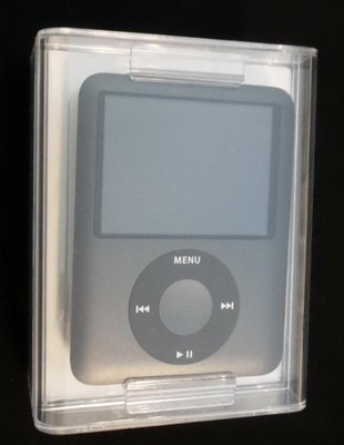 Apple iPod Nano A1236 8 GB - 3rd Generation - Black (MB261LL/A