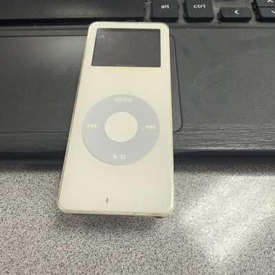 Apple iPod nano 1st Generation - 1GB, 2GB, 4GB - White/Black