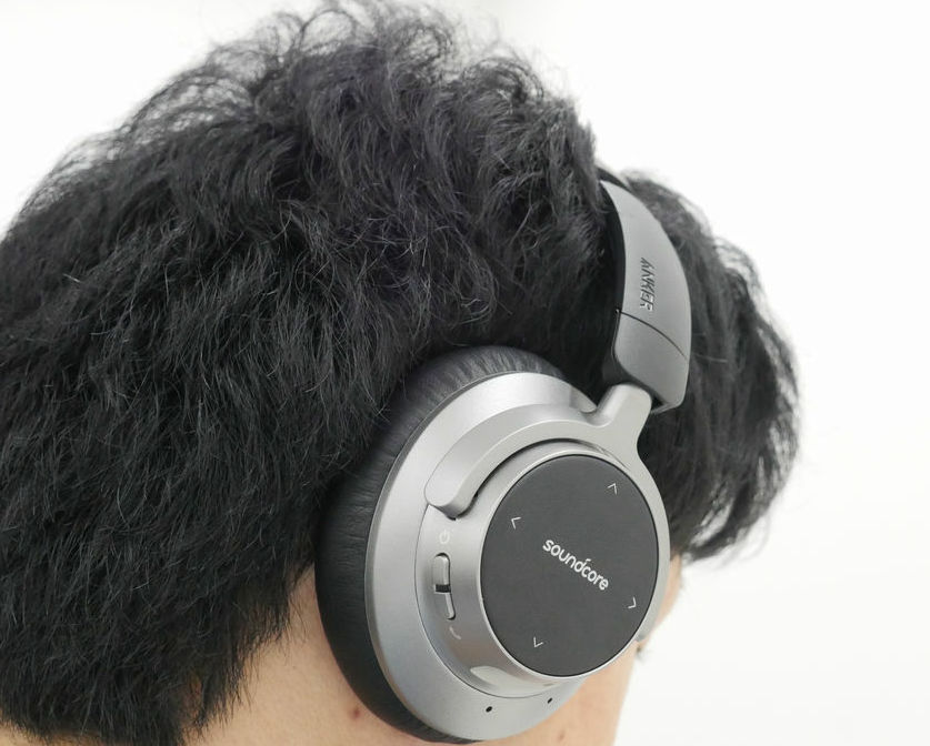 高性能ノイズキャンセリング機能付きハイエンドBluetoothヘッドホン