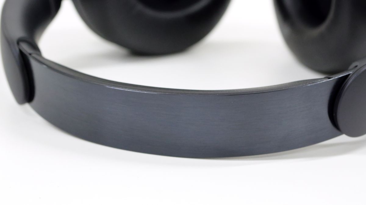 1万円台前半でノイズキャンセリングも外音取り込みも可能なAnkerの