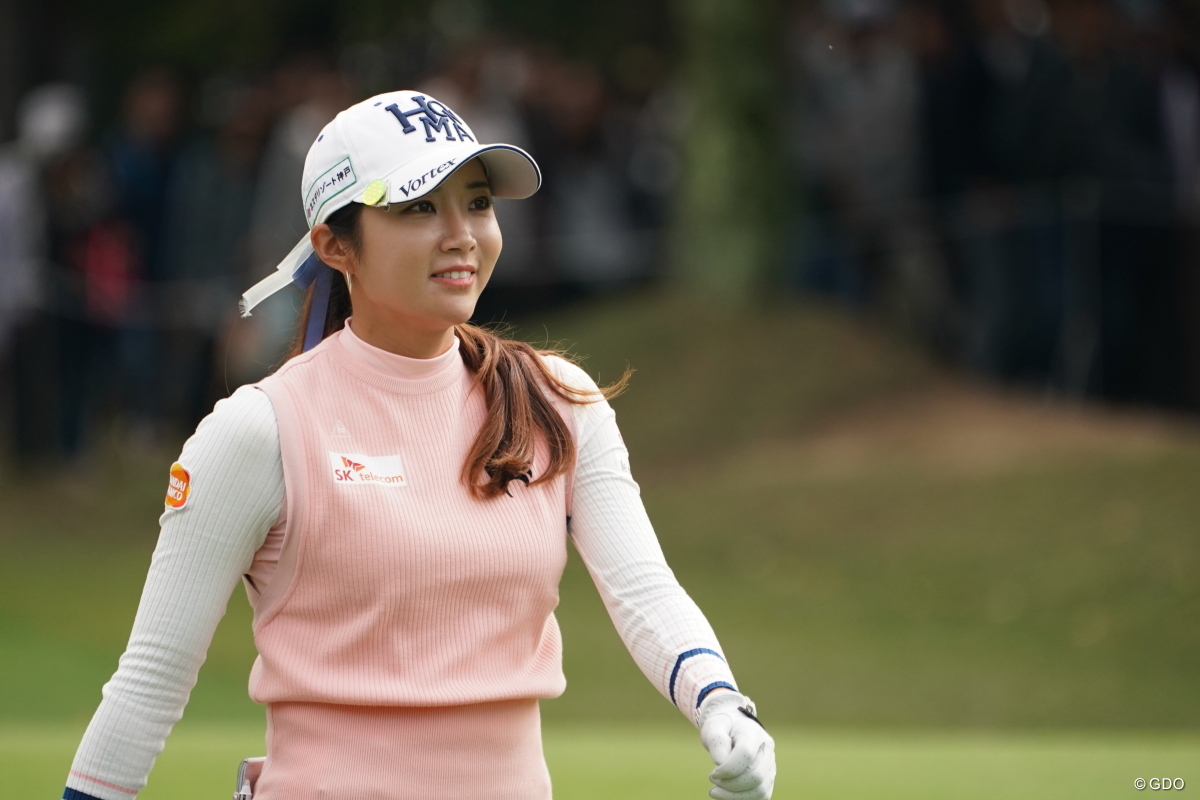 ノーメーク”の失敗談も イ・ボミ2年ぶりの最終日最終組 【国内女子