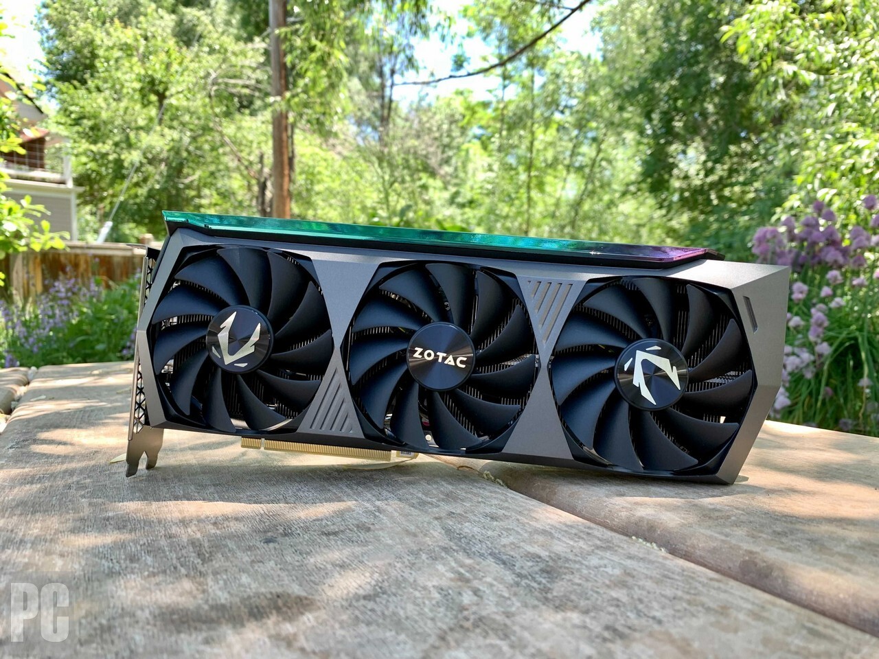 Zotac GeForce RTX 3080 Ti AMP HoloBlack - Review 2021 - PCMag