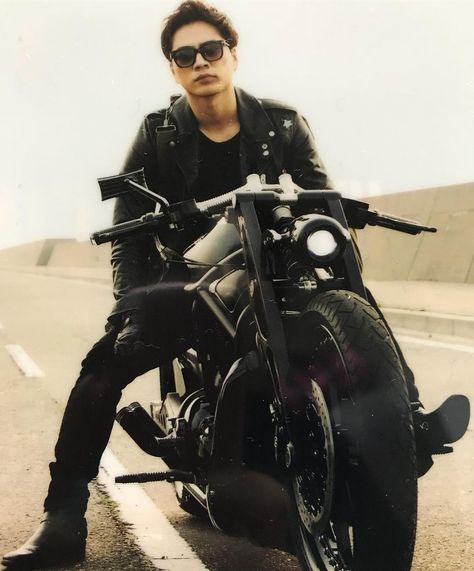 TF 登坂広臣 雨宮広斗 缶バッジ TF 登坂広臣 雨宮広斗 缶バッジ