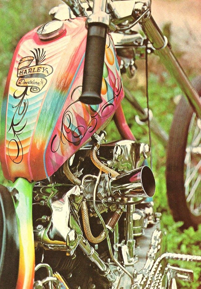 スポーツタンク サバイバー風ペイント スポーツタンク サバイバー風