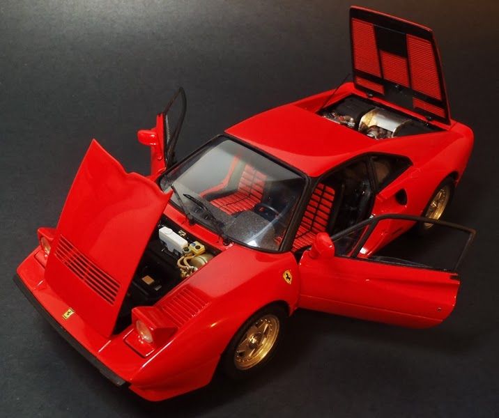 Revell Ferrari 288 GTO 1:24 ダイキャスト Revell Ferrari 288 GTO 1