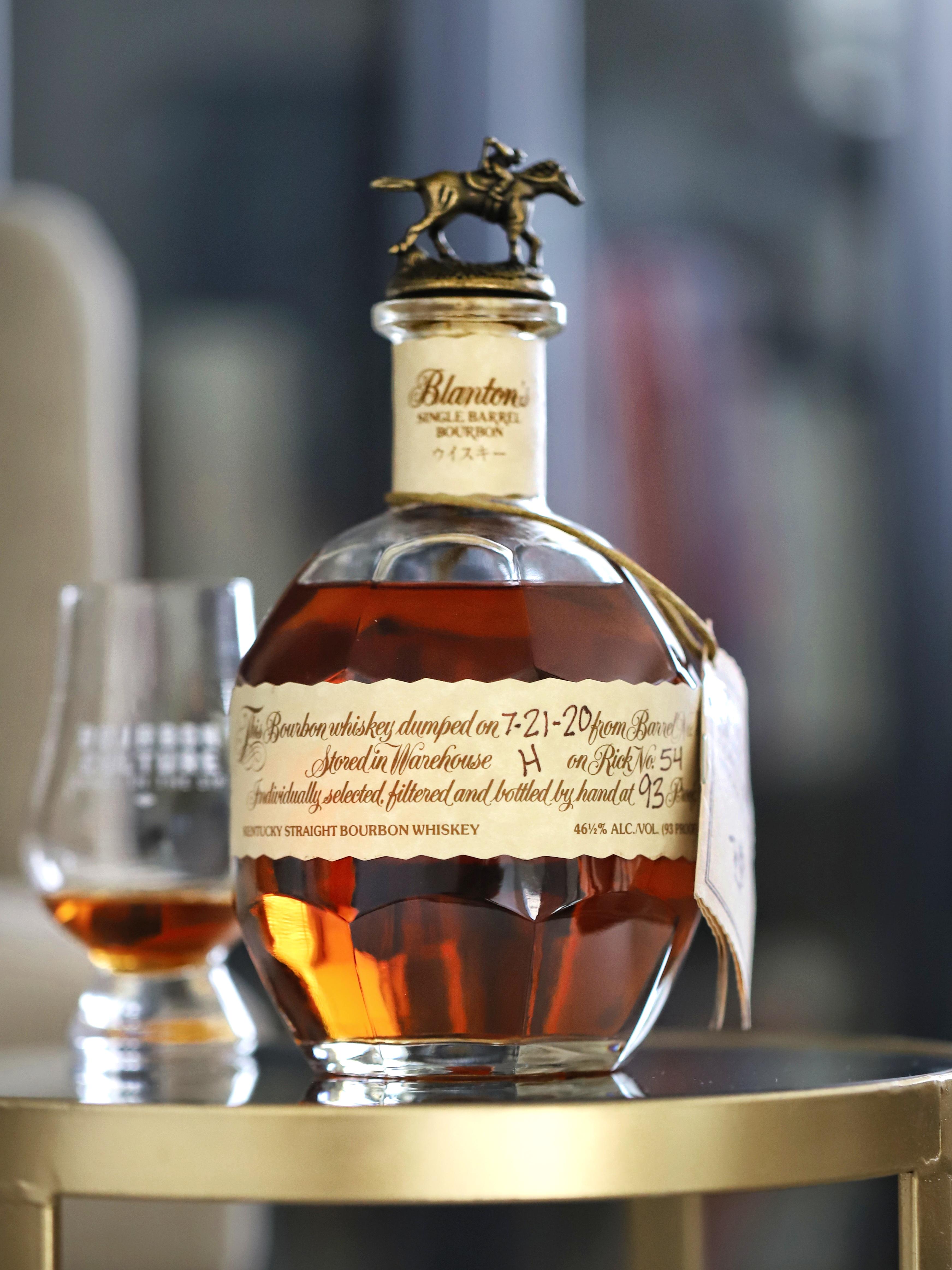 レビュー #780：ブラントン タカラ レッド シングルバレル バーボン