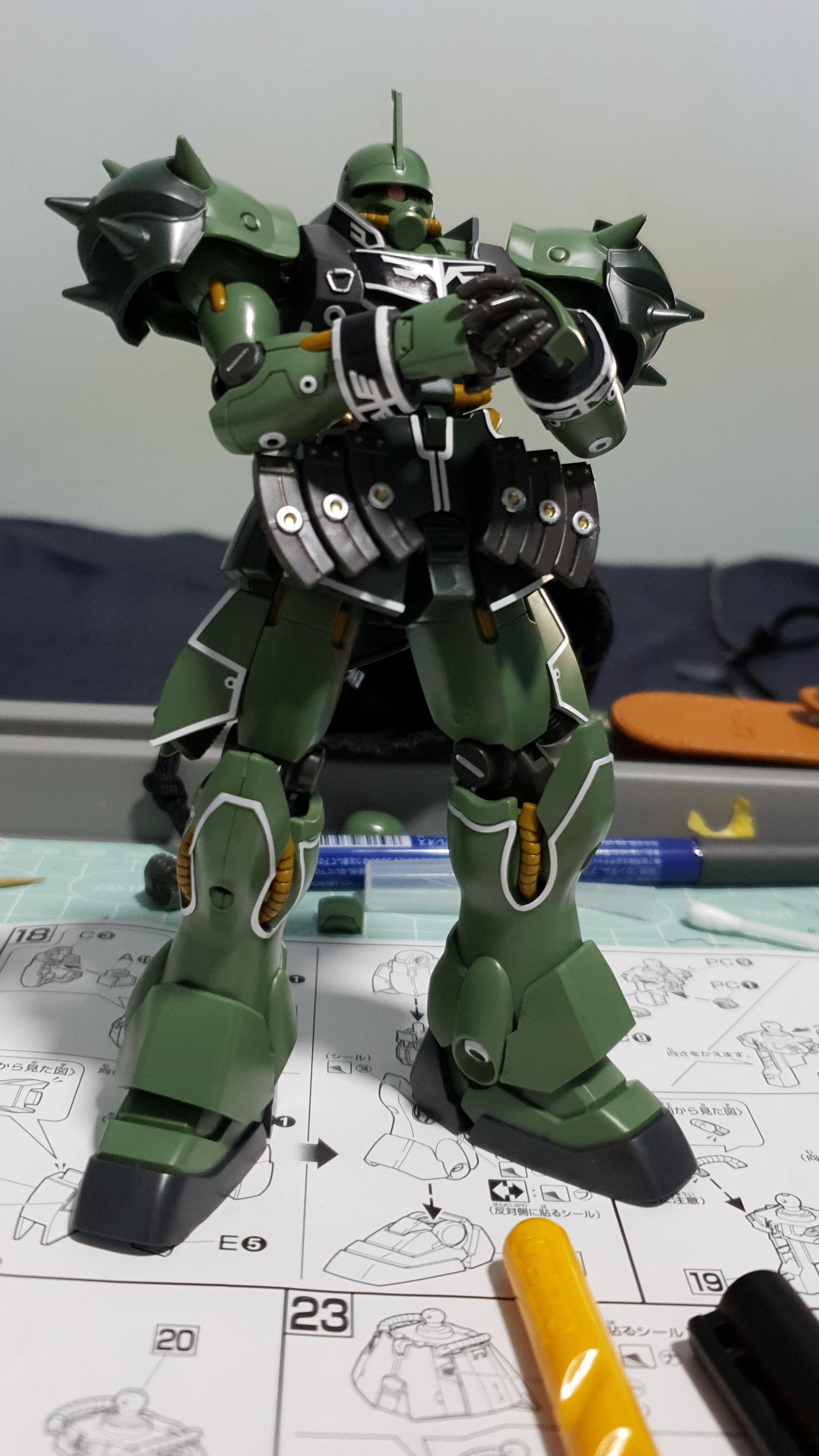 You know he had to do it to em (HGUC Geara Zulu Guards Type. WIP