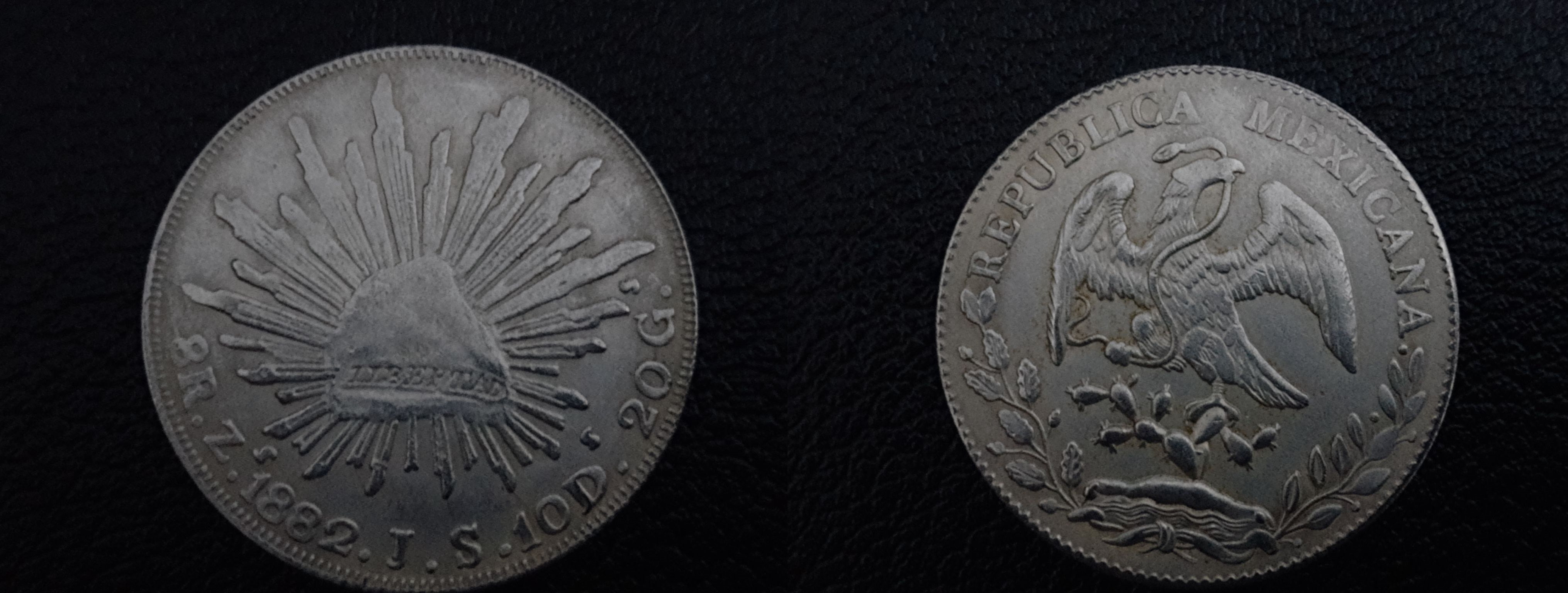 このメキシコ 8 レアル銀貨 1882 年物を、古いお金のコレクションを