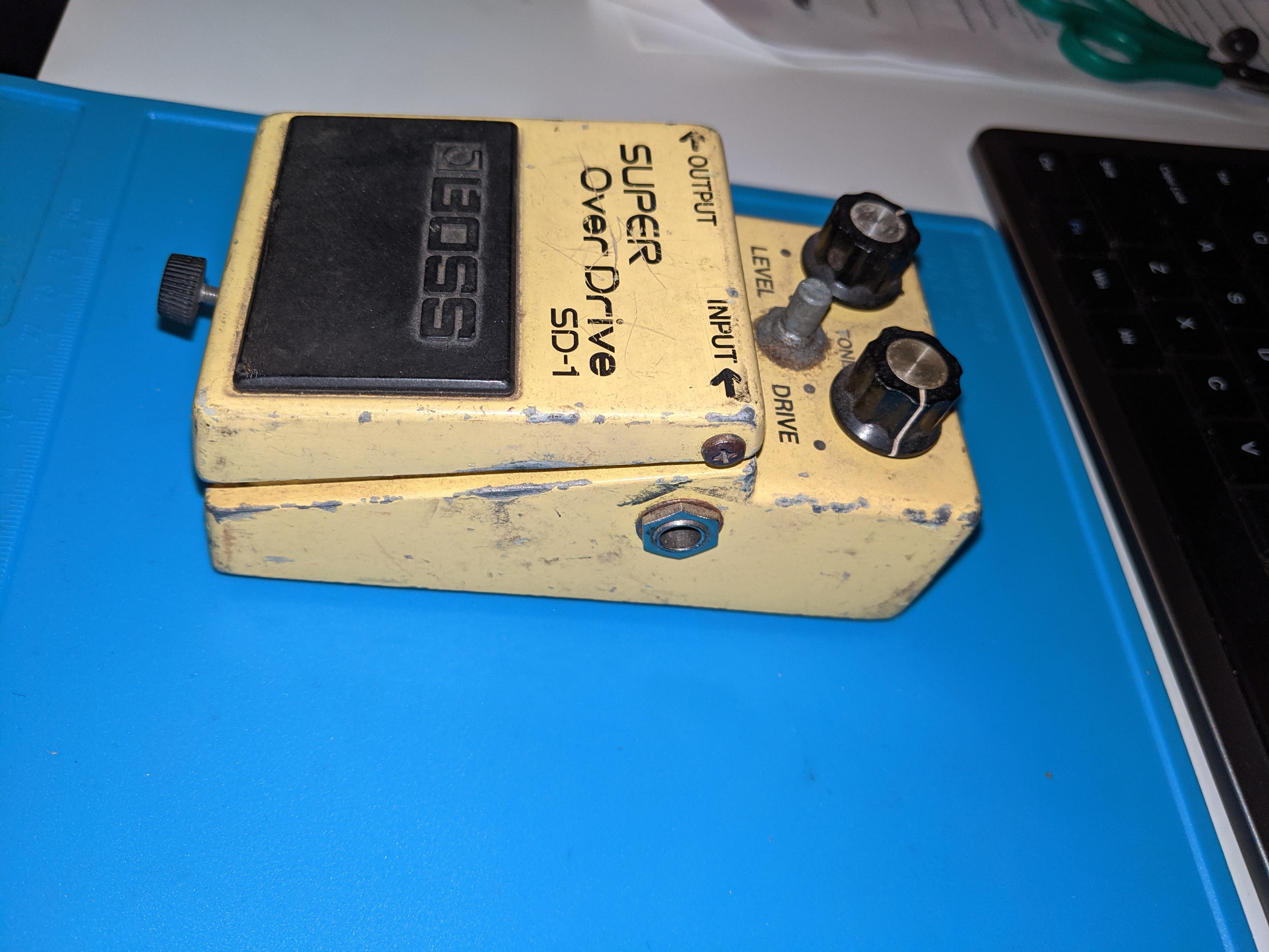 Did I just score a Japanese SD-1 for $10?!?! : r/guitarpedals