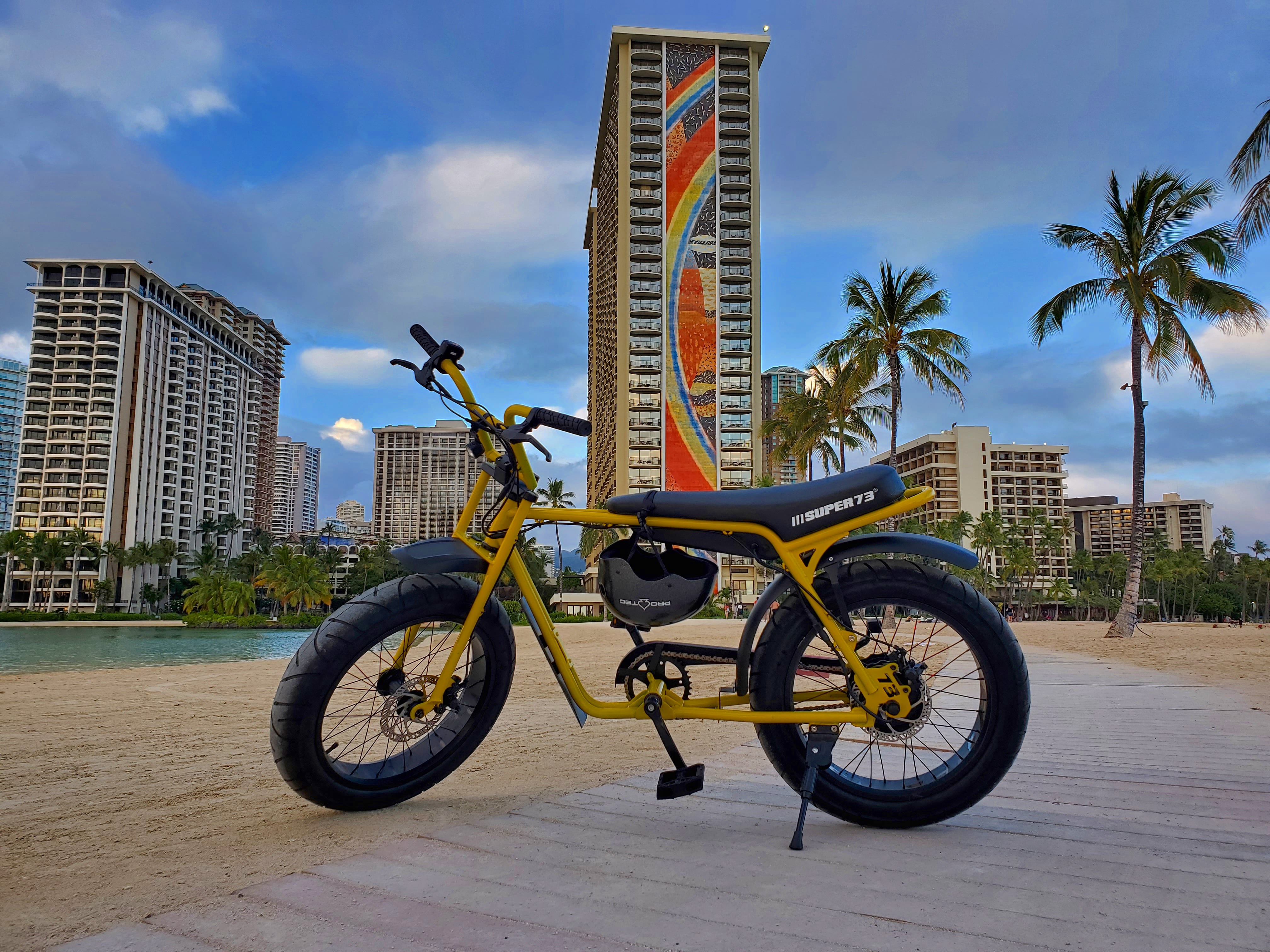 Iconic Yellow from Hawaii 🌈 : r/Super73