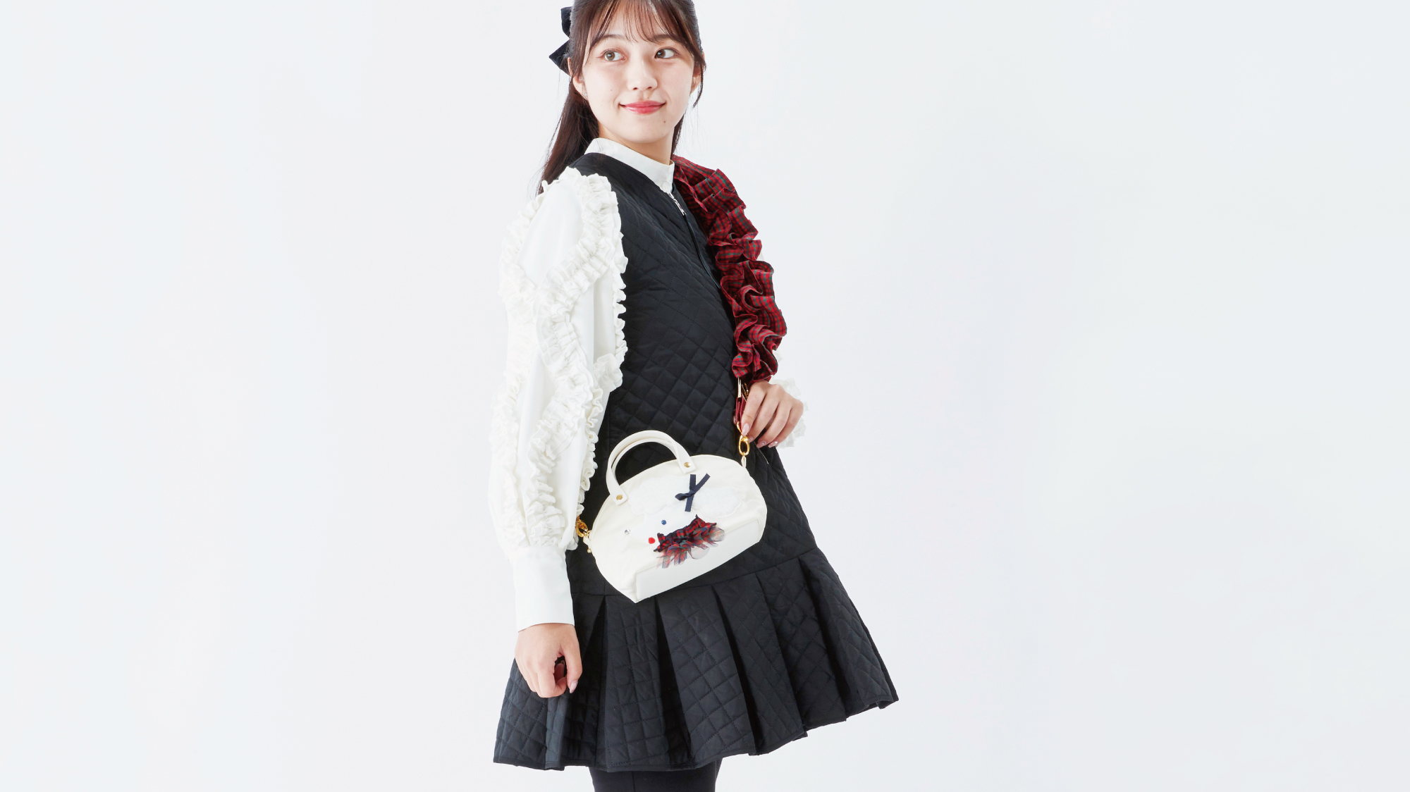 再販売日が決定】Bibiy.×familiar 初のコラボレーションアイテムが登場