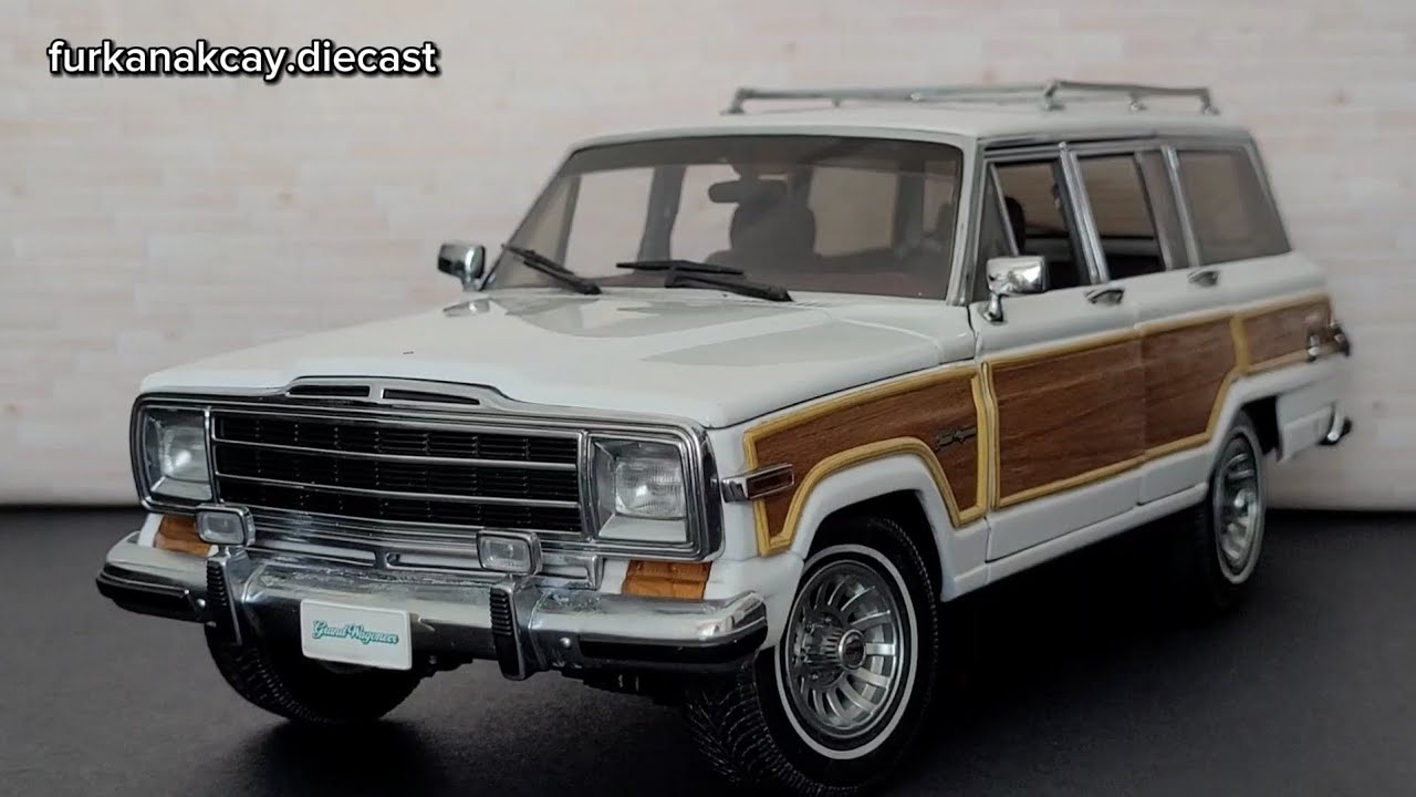 1:18 Scale Autoart 1989 Jeep Grand Wagoneer White Rewiewing - YouTube