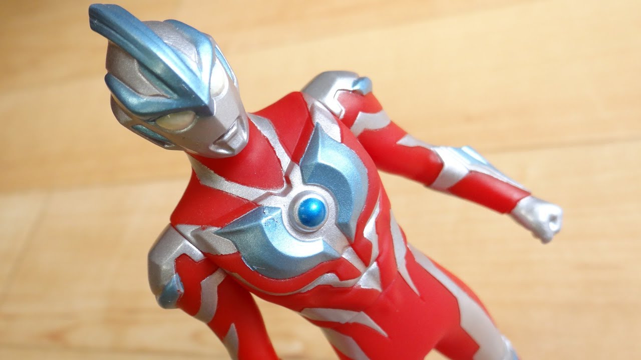 Ultraman Ginga Ultra Hero 500 Soft Vinyl Review Comparison with