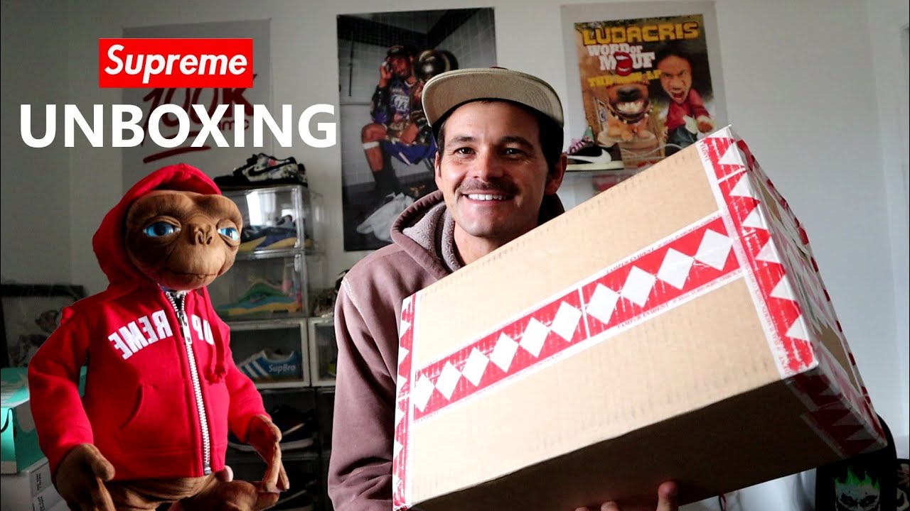 SUPREME E.T. (Steiff) - UNBOXING - YouTube