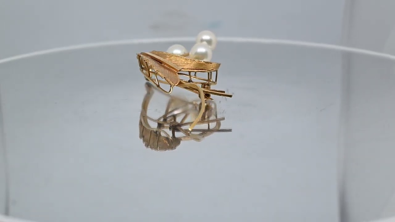 ebure クリスタル ブローチエンフォルドドゥーズィエムクラス