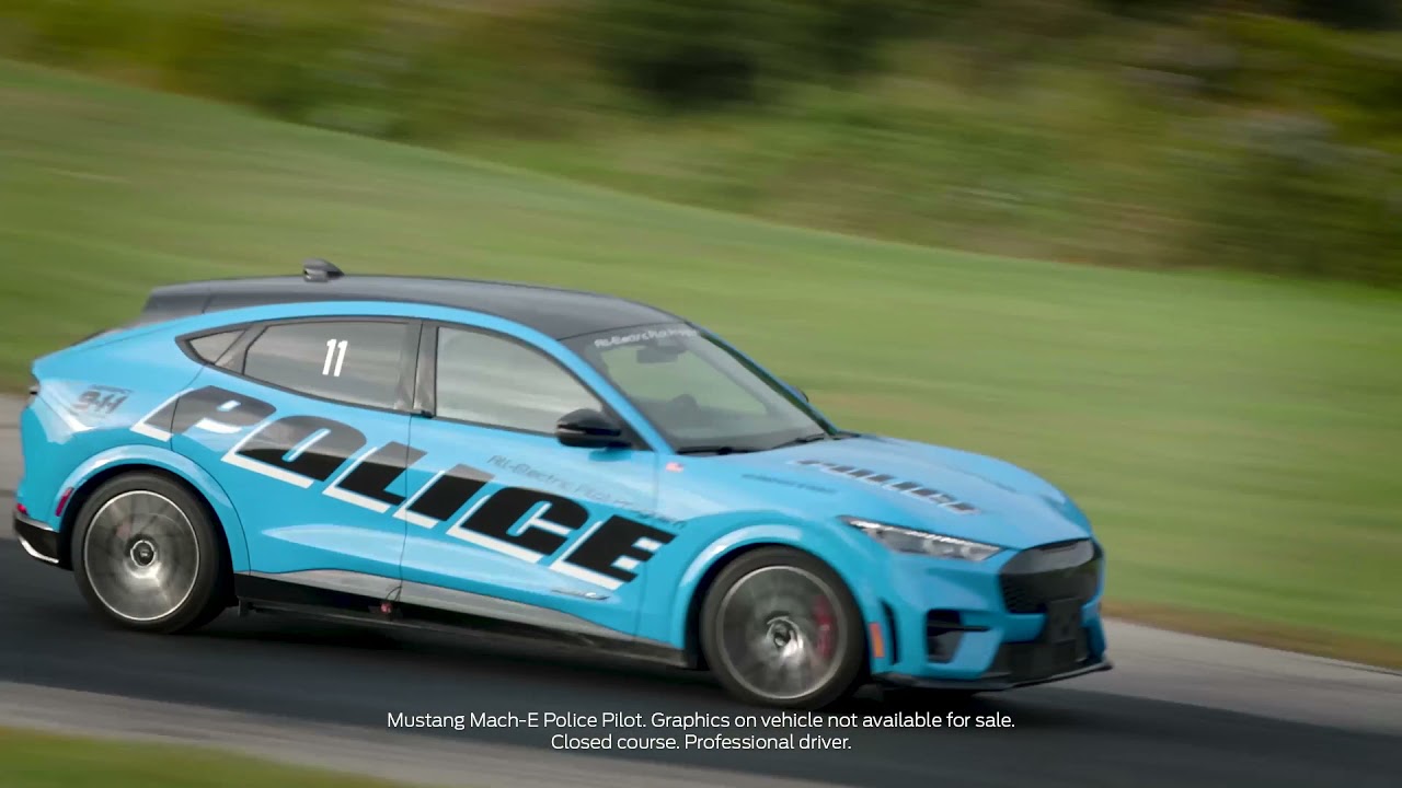 フォード・マスタング・マッハI 日本の警察車両 フォード・マスタング