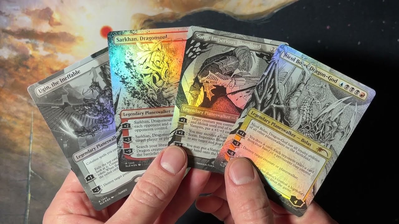 More Borderless Planeswalkers 4セット More Borderless