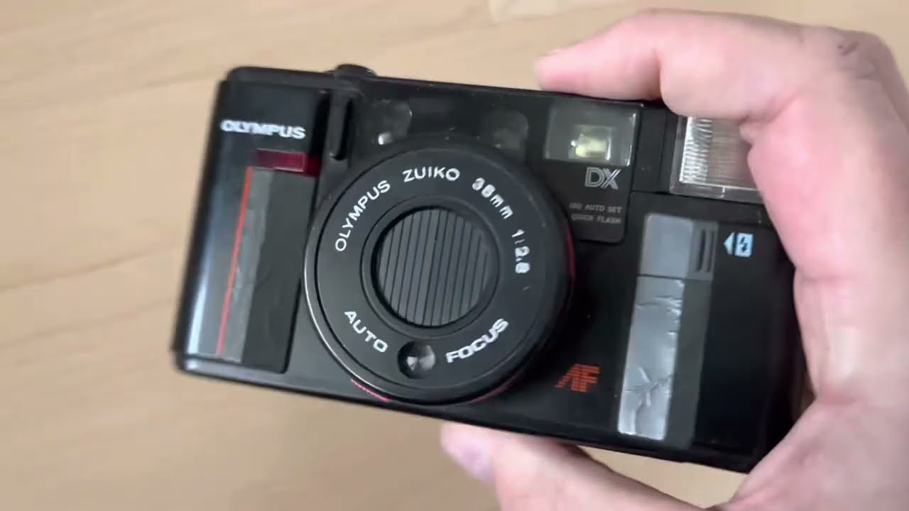 Olympus AFL-S quick flash vintage 35mm photo filmroll camera