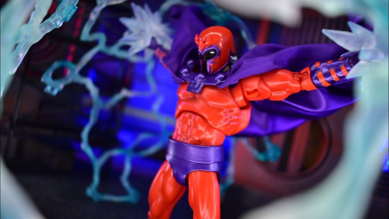 Mafex 179 X-Men: Magneto Comic Ver. - YouTube