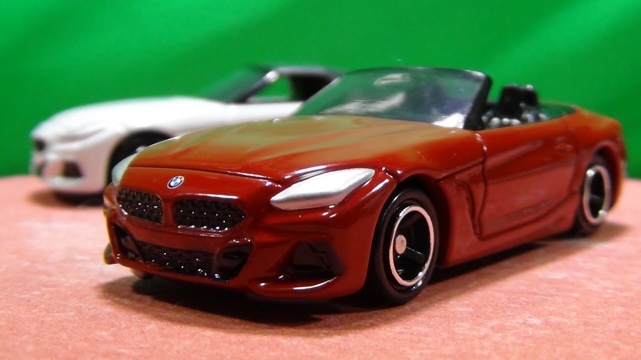 トミカ No.74 BMW Z4 通常と初回BMWZ4 01 - YouTube