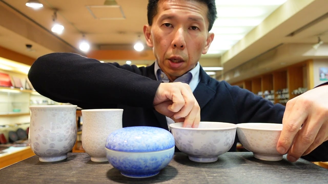 結晶釉について解説しました - YouTube