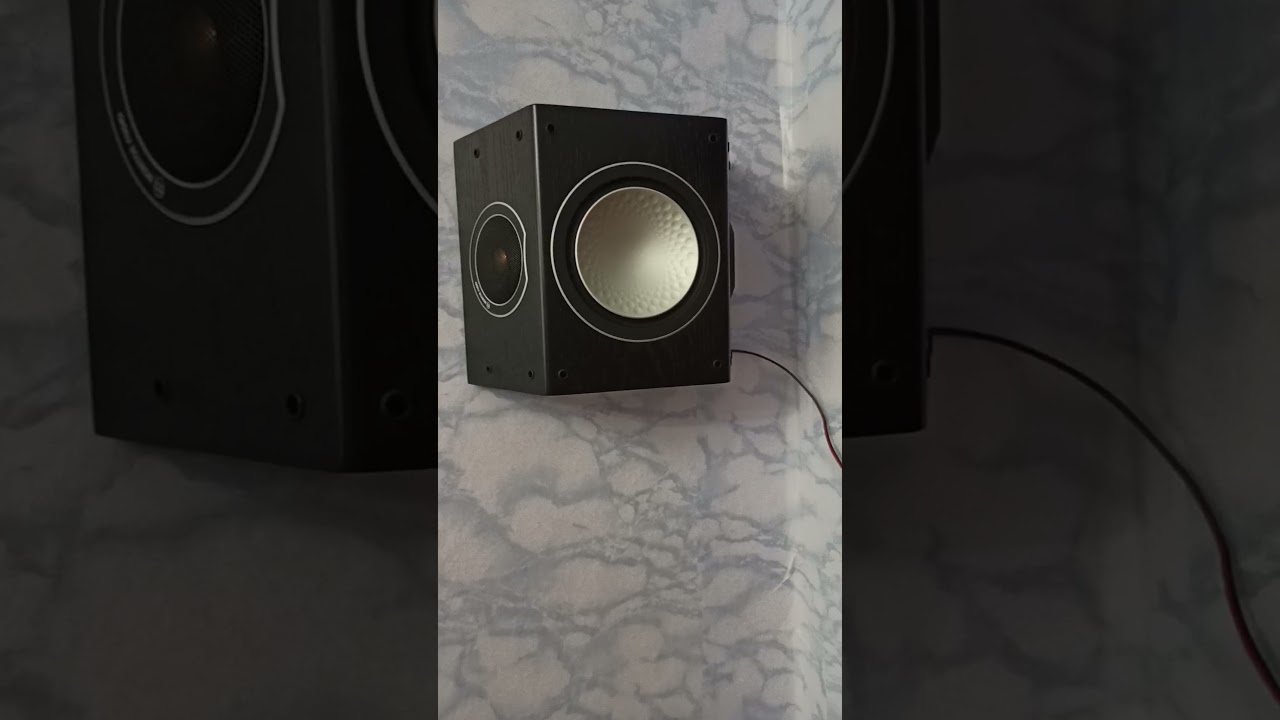 Monitor Audio Silver FX - YouTube