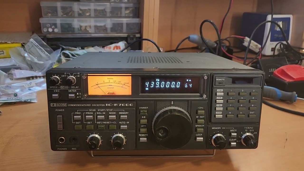 ICOM IC-R7000 ジャンク品 アイコム IC-R7000 ICOM IC-R7000 受信機