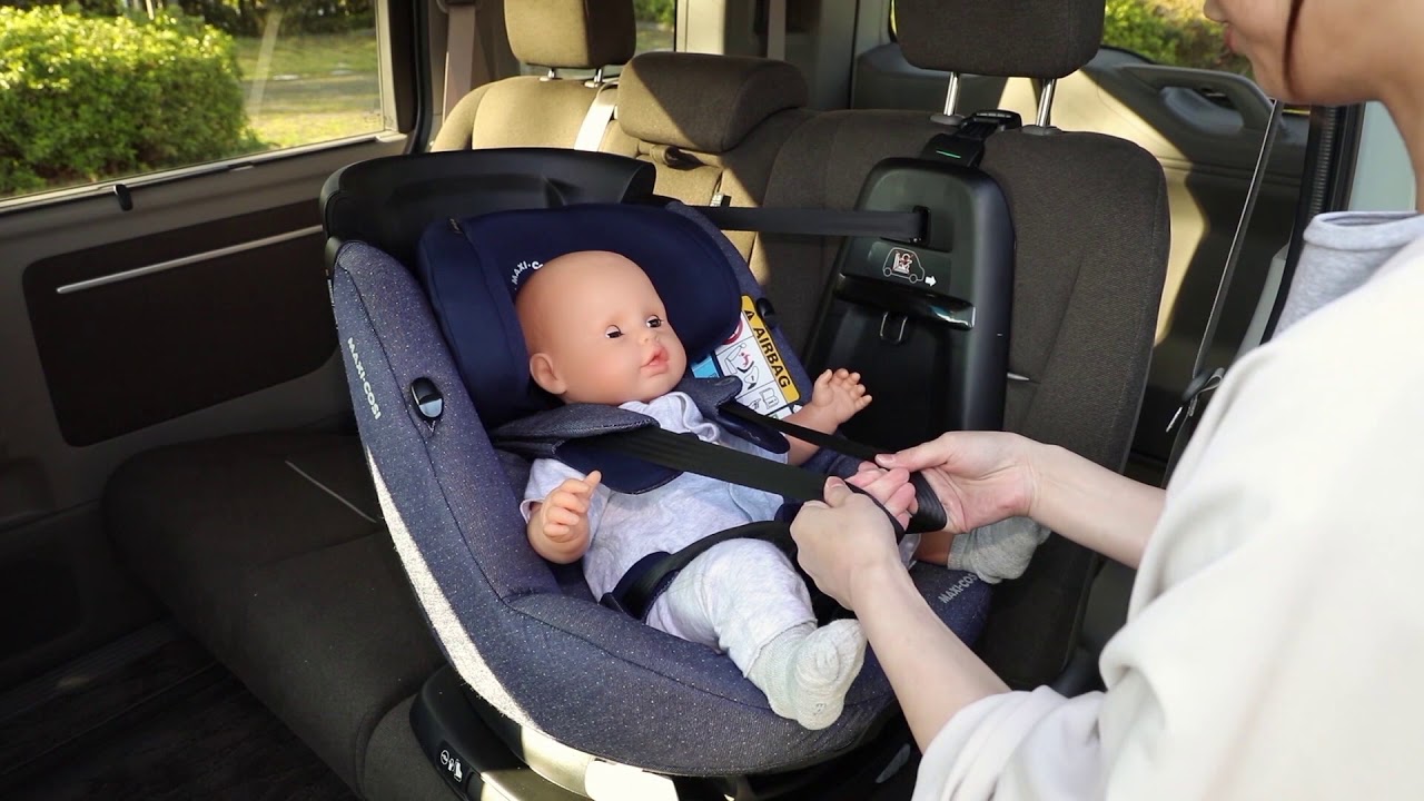 Maxi-Cosi AxissFix Plusへの正しい乗せ方 - YouTube