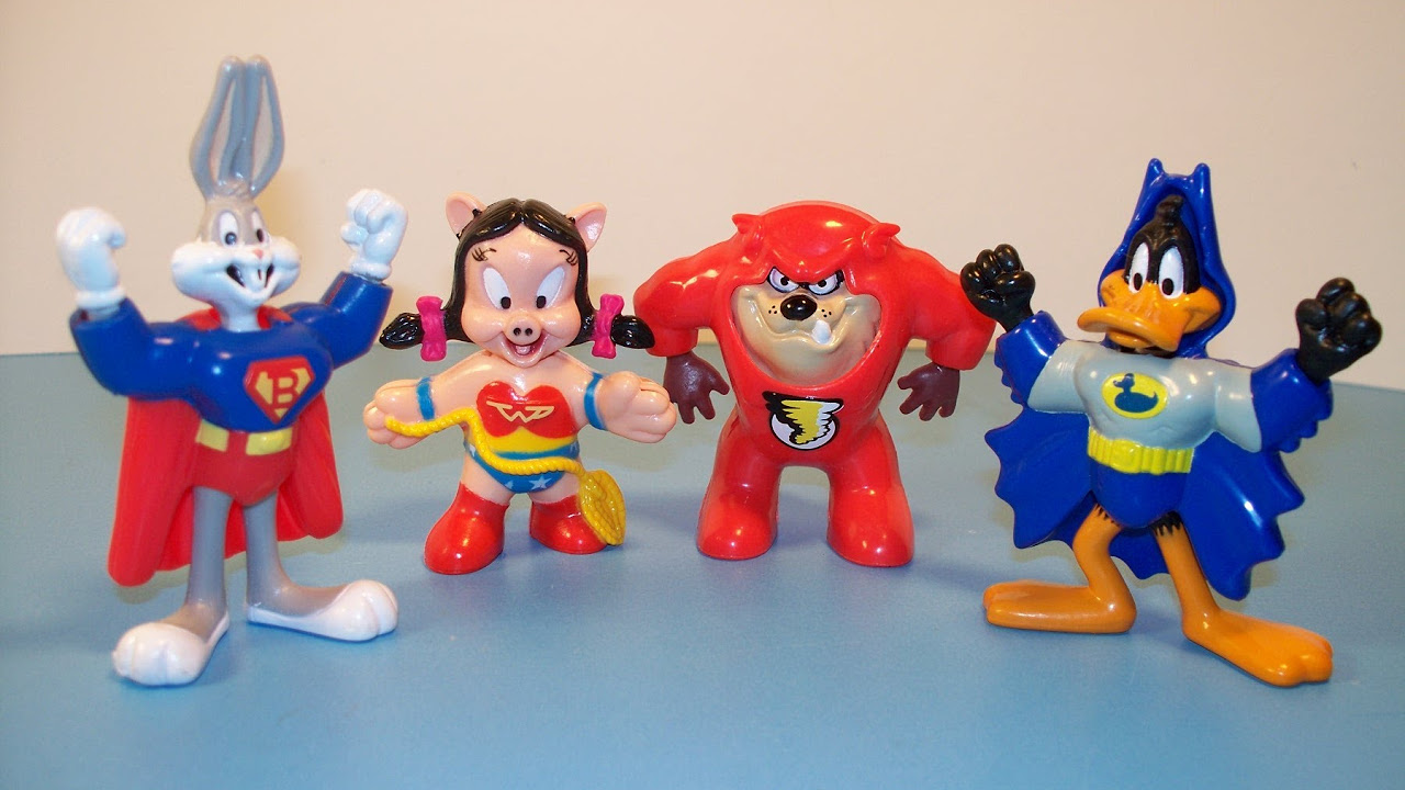 1992 McDONALD'S LOONEY TOONS DC SUPER FRIENDS SET OF 4 HAPPY MEAL