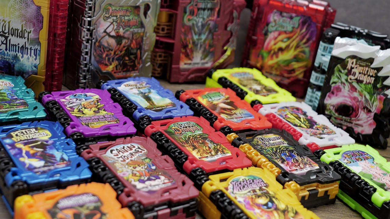 仮面ライダーセイバー ツインアクリルスタンド 神山飛羽真 仮面