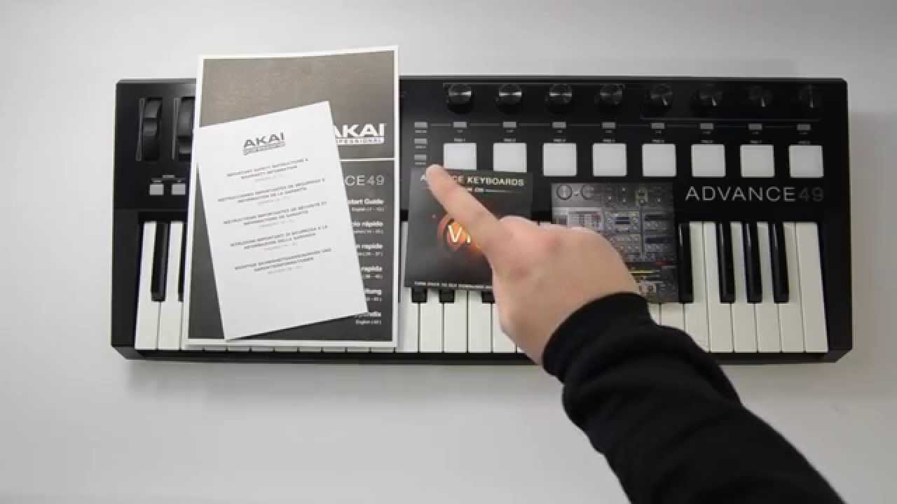 AKAI アカイ ADVANCE 49 KEYBOARDS MIDI コントローラー VIP