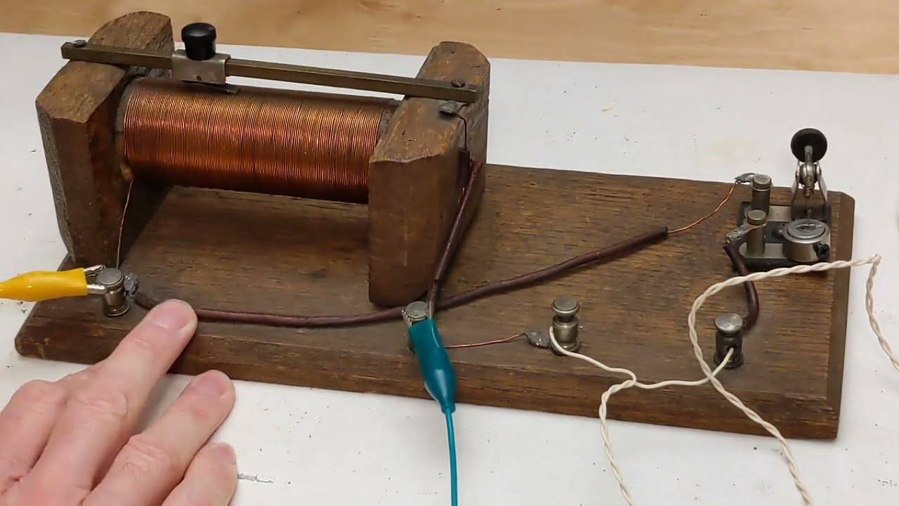 A Look At Two Crystal Radios - YouTube