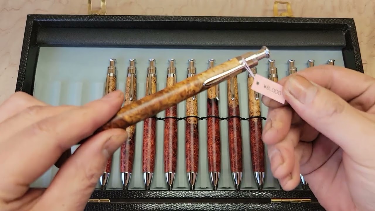 新宿個展 作品紹介 ルーチェペンその2 花梨こぶ杢・紅白 - YouTube