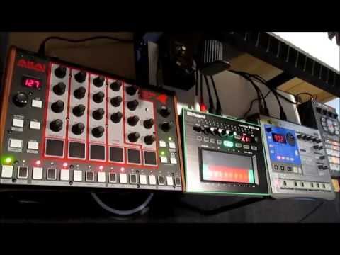 AKAI Rhythm wolfがダメ機材？いい音するよ！ - YouTube