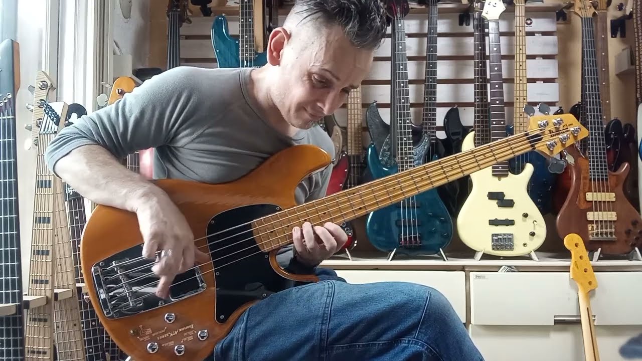Vintage Japanese Basses: Ibanez ATK305 Preshipment test. #bass