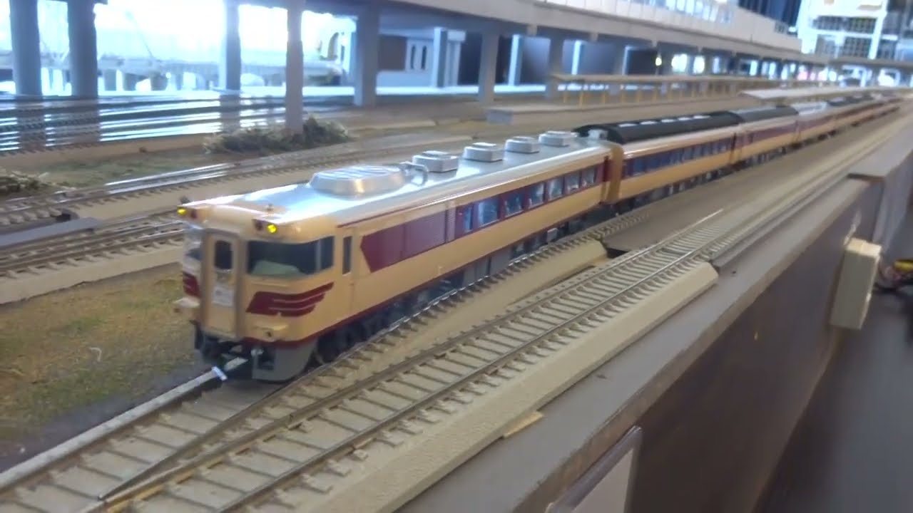 特急「やくも」(8)HO エンドウ キハ181系＠大阪亀屋 - YouTube