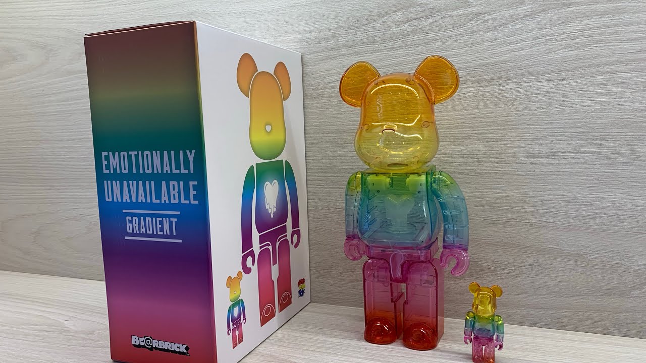 Be@rbrick: Emotionally Unavailable - Gradient - Unboxing - YouTube
