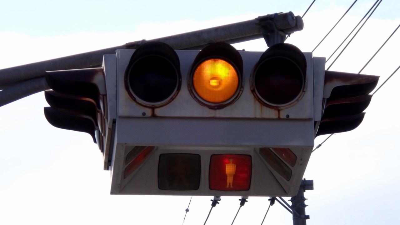 ジャンク】車両用 信号器 【大型 信号灯機 実機 レトロ 信号機 本物