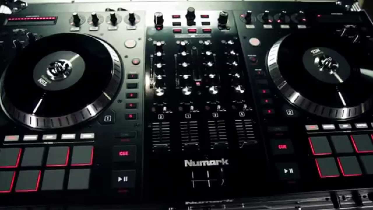 値下げ】Numark NS7 Ⅱ DJコントローラー (プラッター回転自走) NS7II