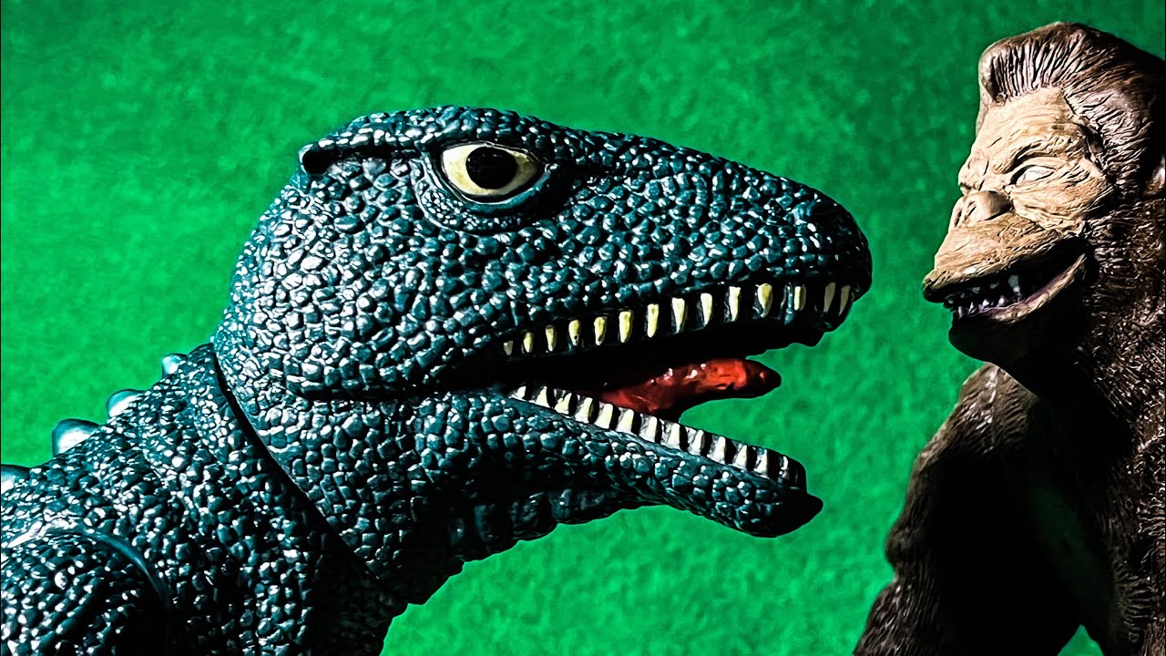 1993バンダイ ゴジラシリーズの ゴロザウルス の紹介です。恐竜系な