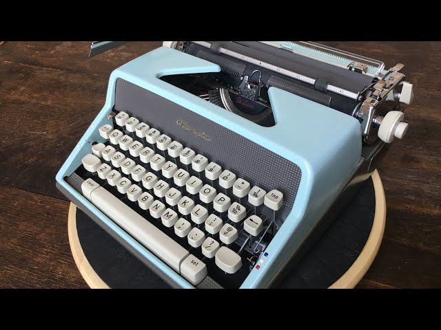 TypewriterMinutes-Typewriter Review: 1963 Olympia SM7 - YouTube
