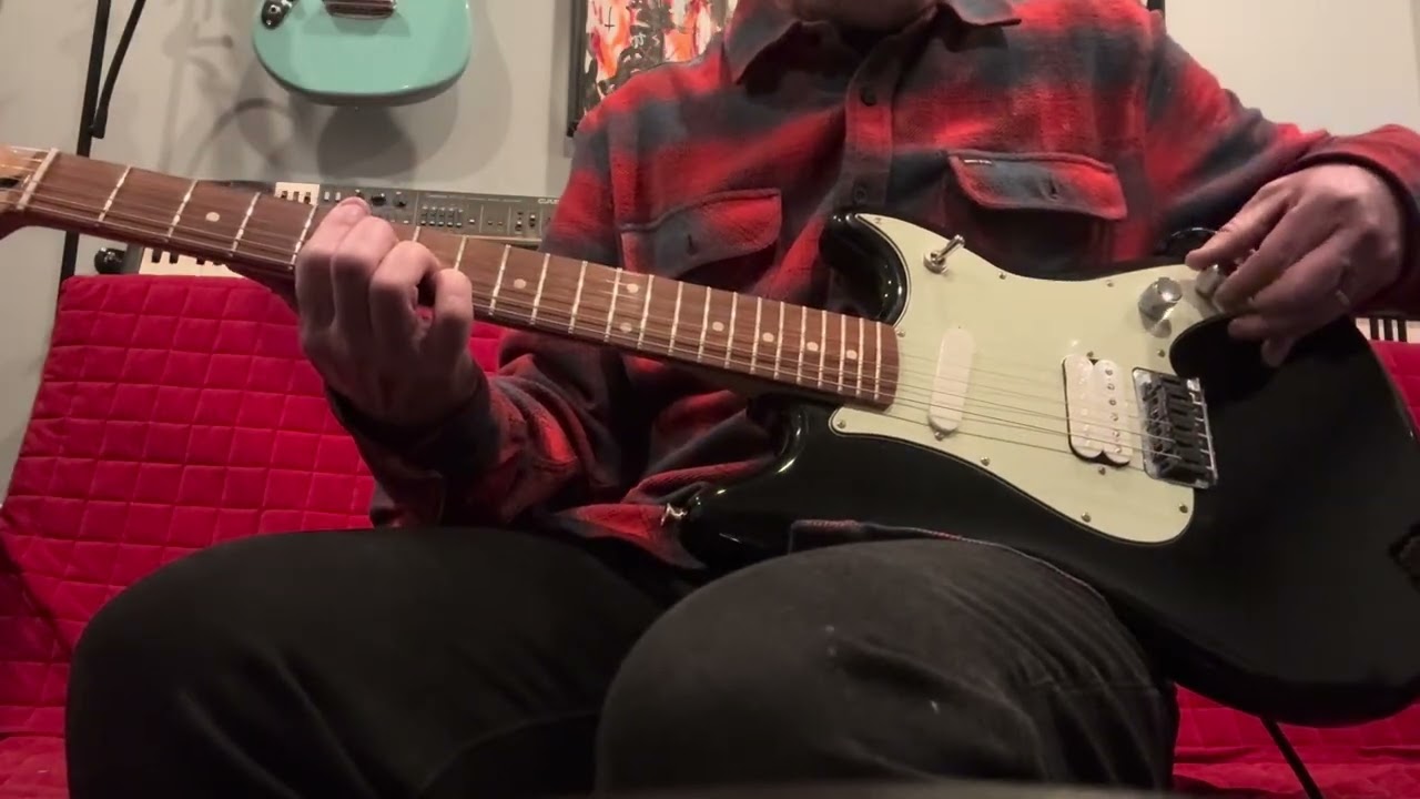 2018 Fender Duo Sonic HS Black Offset Electric Guitar 24” Scale